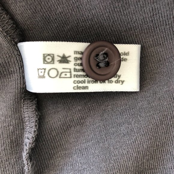 Three Dots Grey Top with Pleated Yoke, Large Collar - Picture 8 of 8